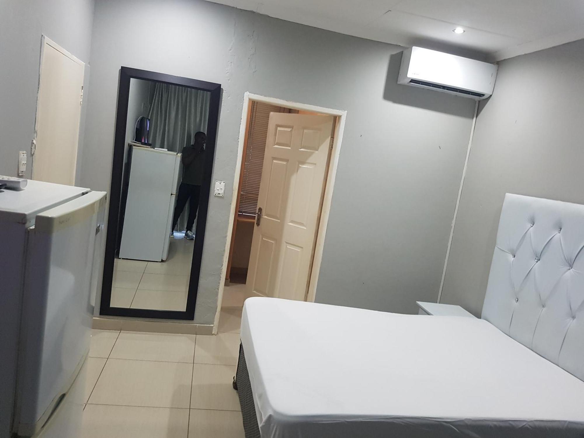 Reitz Guest House Махикенг Екстериор снимка